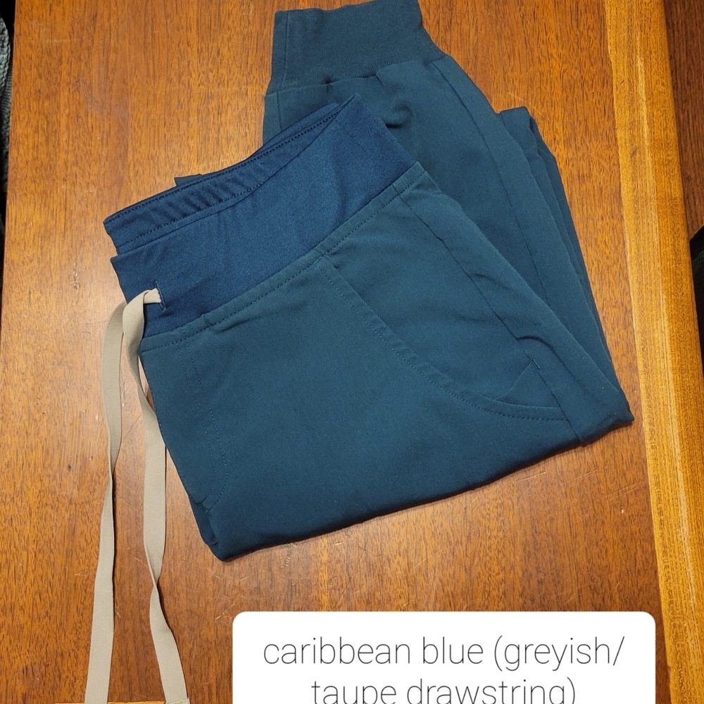Figs Caribbean Blue Zamora small